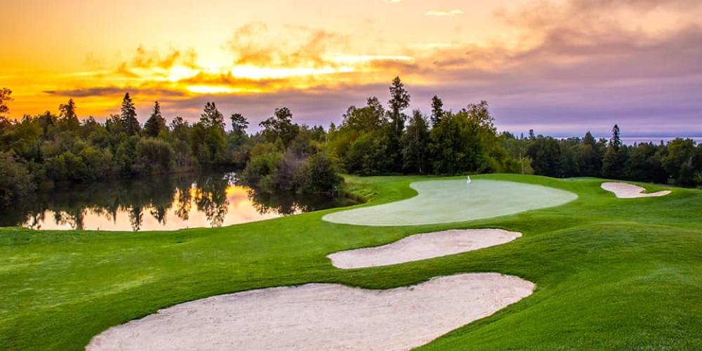 Golf by the World's Greatest Lake